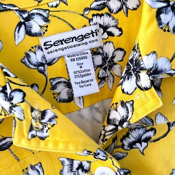Denim Jacket Women’s size MEDIUM Yellow Black & White Floral Button Up - Picture 3 of 4